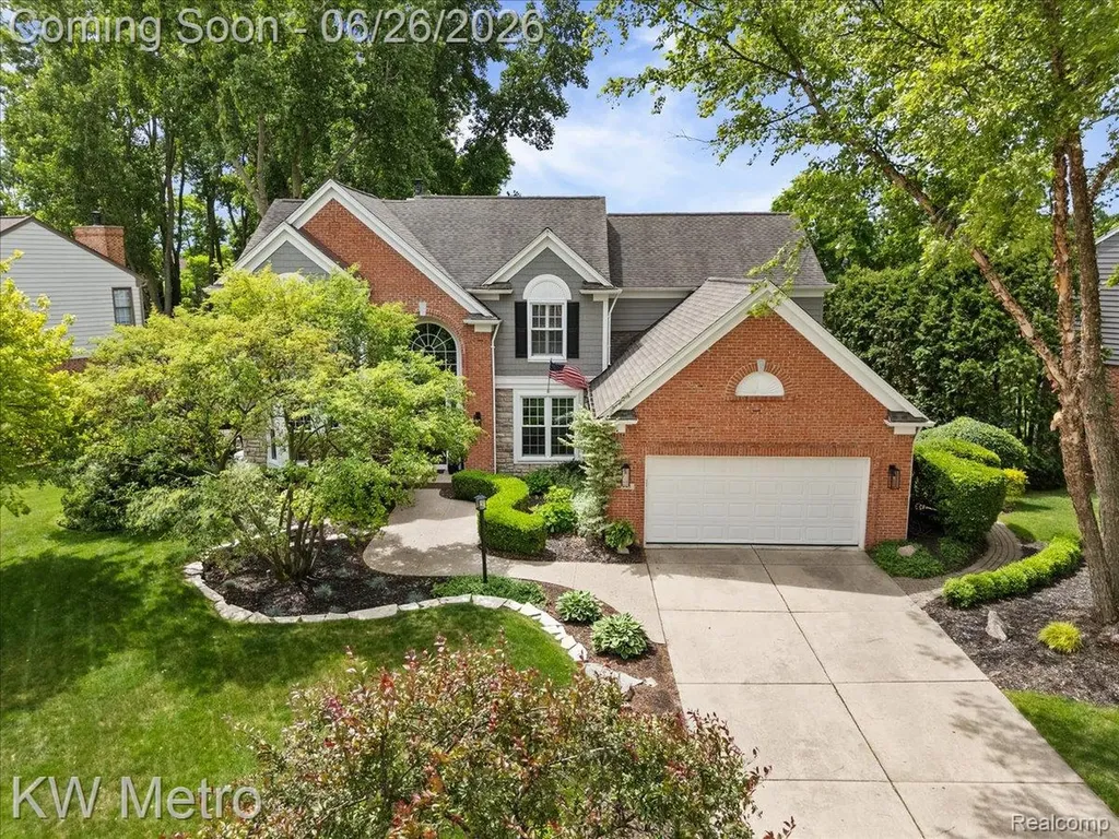 1393 Lake Shore Boulevard Orion Charter Township MI 48362