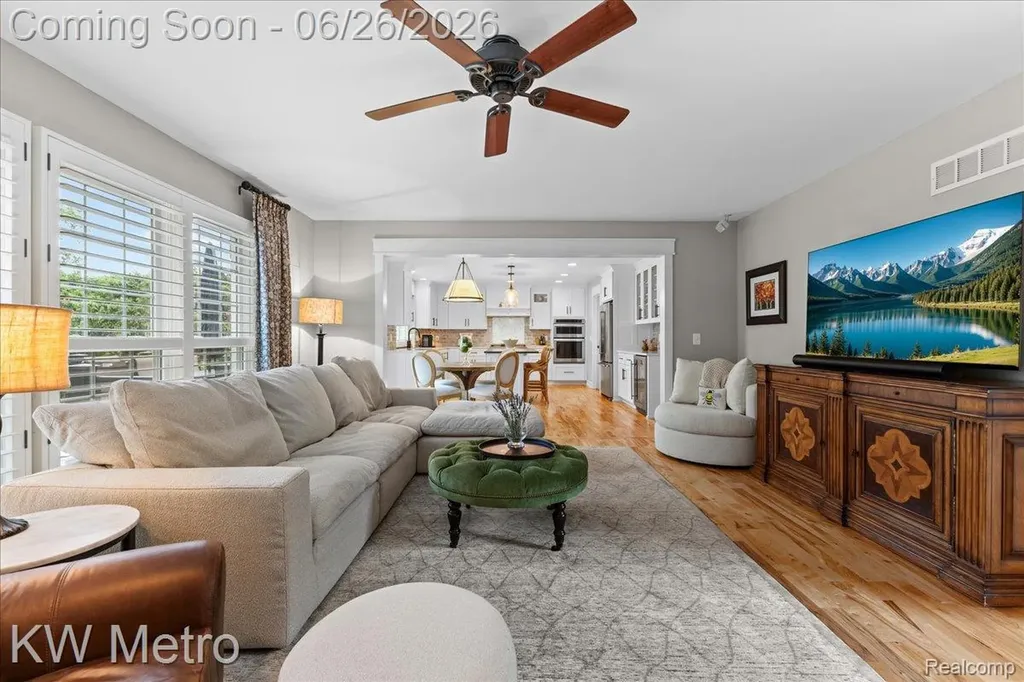 1393 Lake Shore Boulevard Orion Charter Township MI 48362
