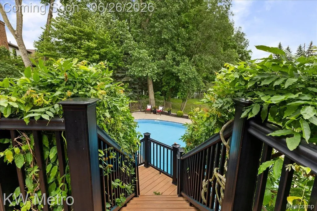 1393 Lake Shore Boulevard Orion Charter Township MI 48362
