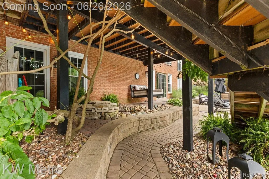 1393 Lake Shore Boulevard Orion Charter Township MI 48362