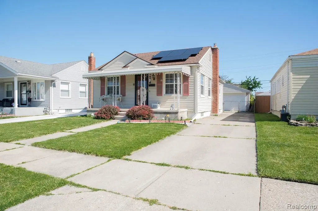 12772 Venness Street Southgate City MI 48195