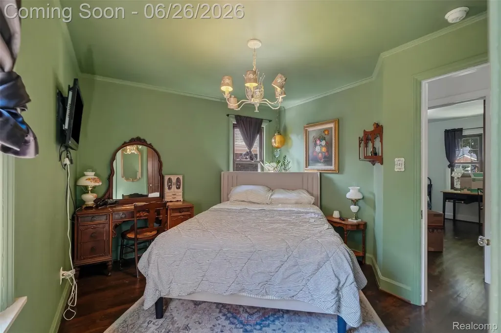 461 Manor Street Grosse Pointe Farms City MI 48236