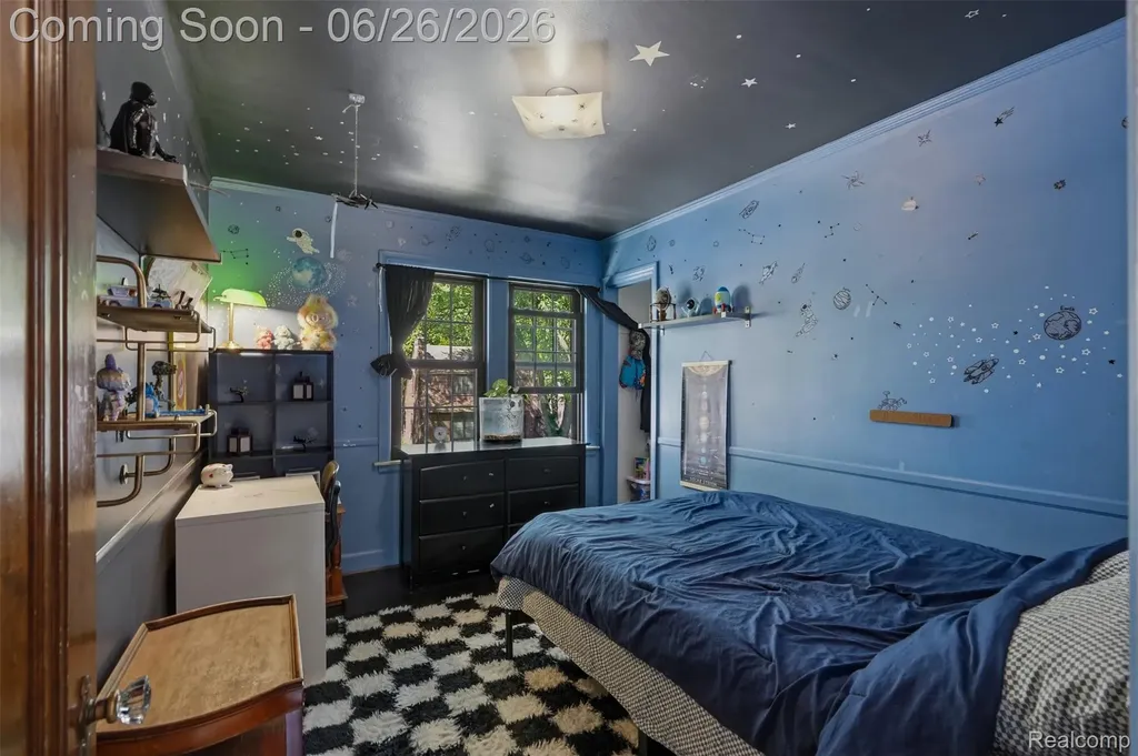 461 Manor Street Grosse Pointe Farms City MI 48236