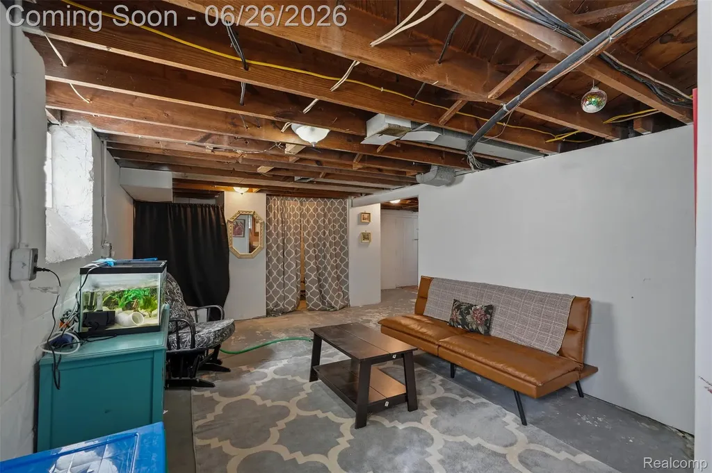 461 Manor Street Grosse Pointe Farms City MI 48236