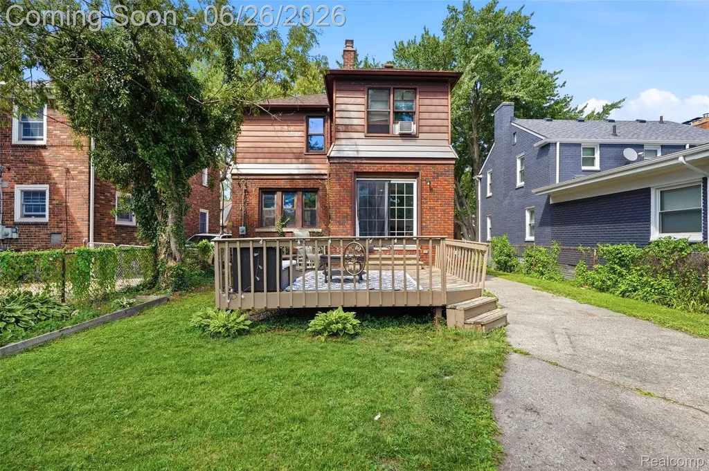 461 Manor Street Grosse Pointe Farms City MI 48236