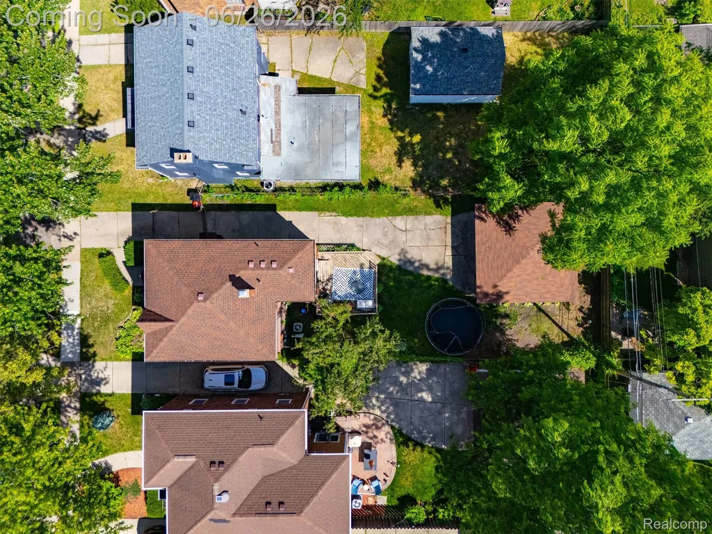 461 Manor Street Grosse Pointe Farms City MI 48236