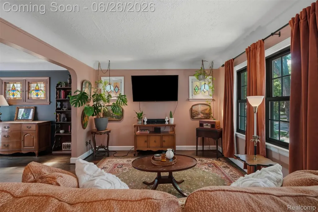 461 Manor Street Grosse Pointe Farms City MI 48236