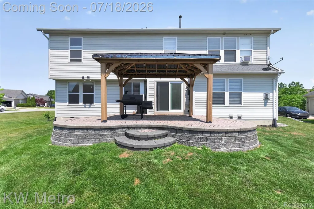 27886 Bluebird Drive Huron Charter Township MI 48134