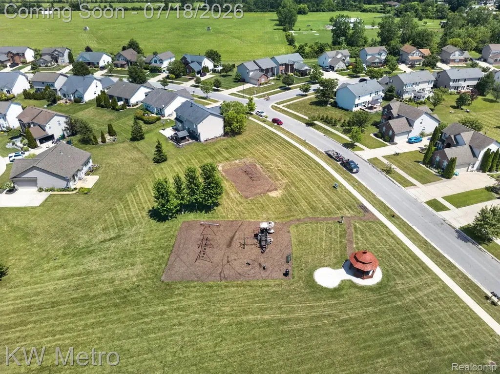 27886 Bluebird Drive Huron Charter Township MI 48134