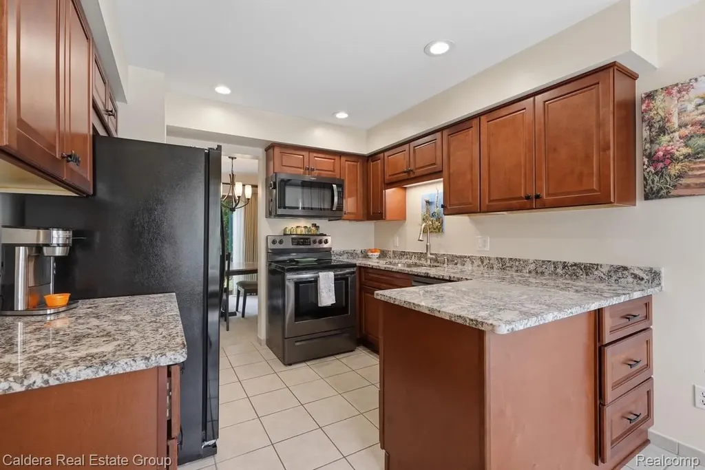 26639 Evergreen Meadows Court Southfield City MI 48076