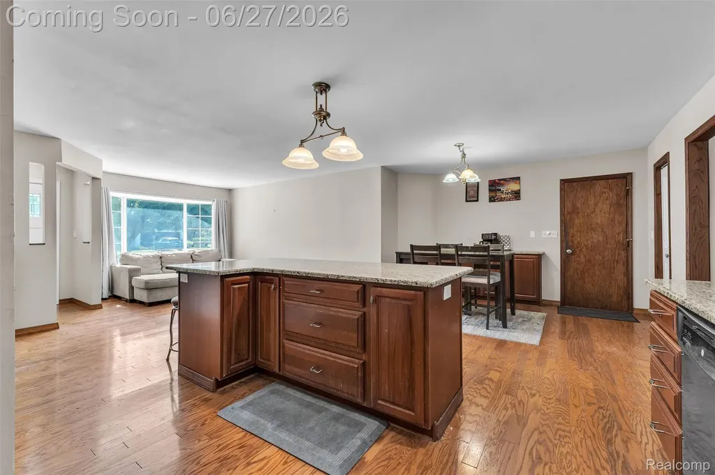 2752 Red Arrow Drive Commerce Charter Township MI 48382