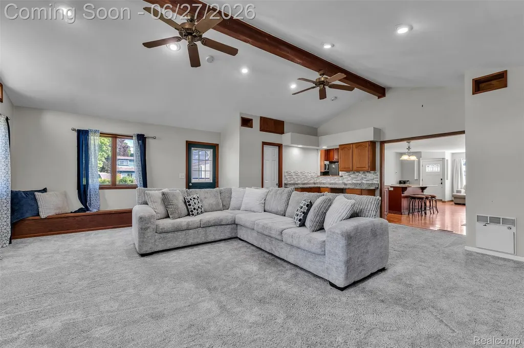 2752 Red Arrow Drive Commerce Charter Township MI 48382