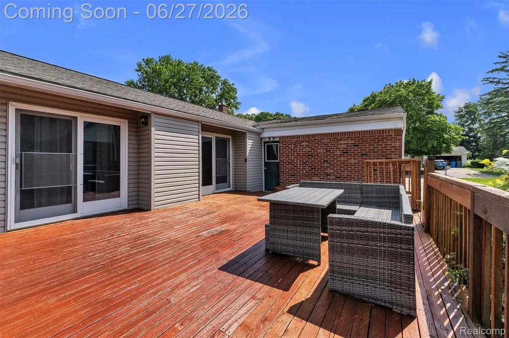 2752 Red Arrow Drive Commerce Charter Township MI 48382