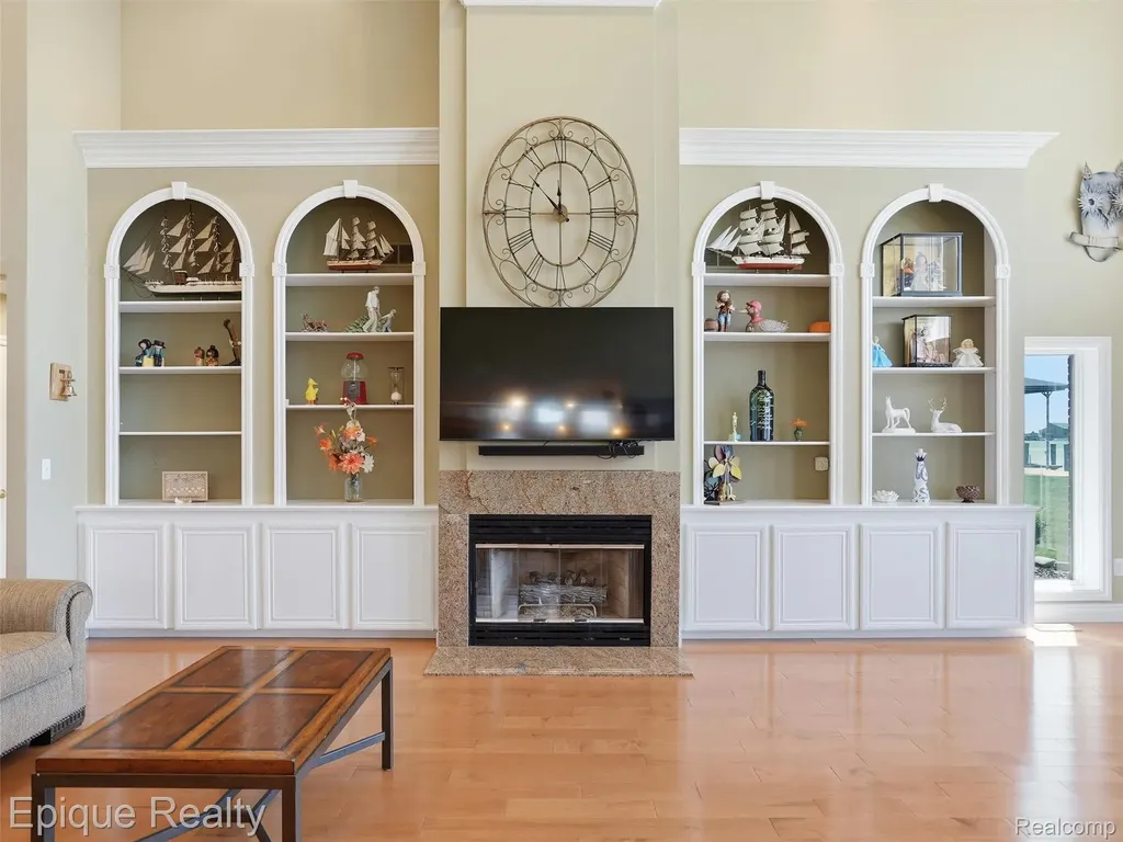 33124 North River Road Harrison Charter Township MI 48045