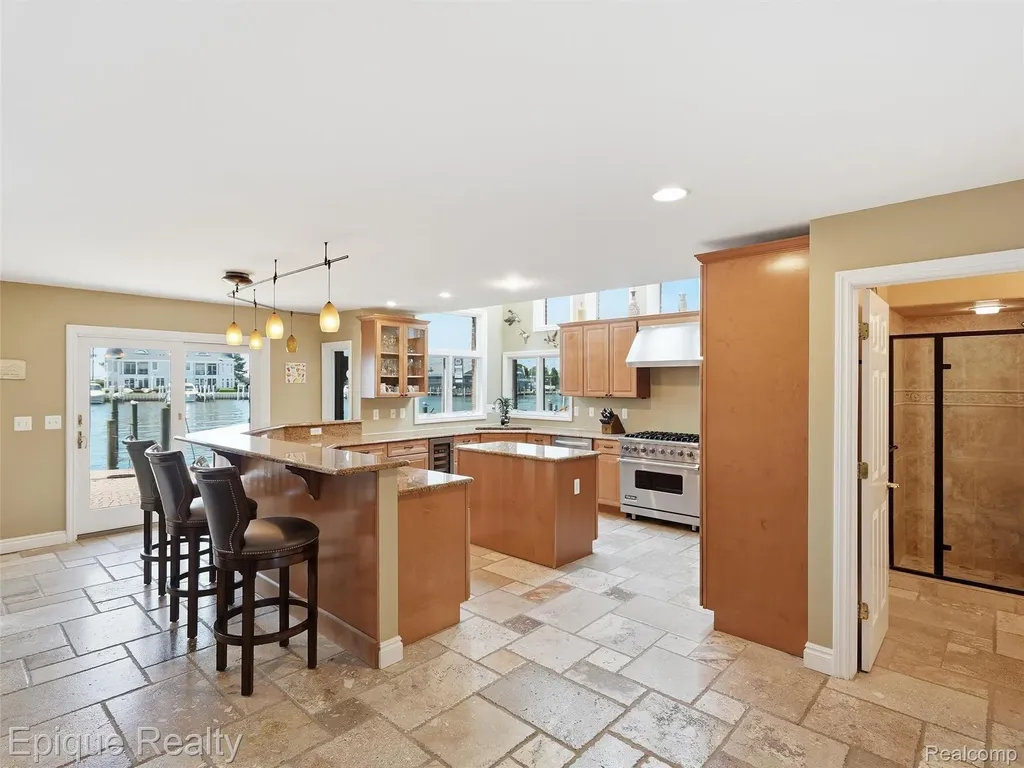 33124 North River Road Harrison Charter Township MI 48045