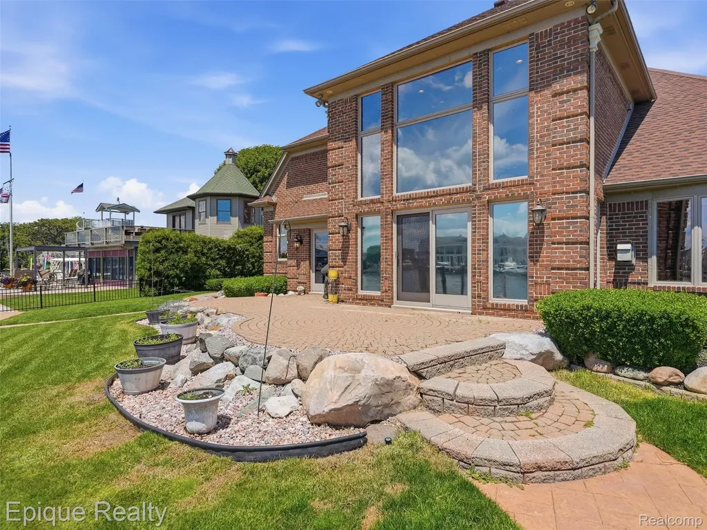 33124 North River Road Harrison Charter Township MI 48045