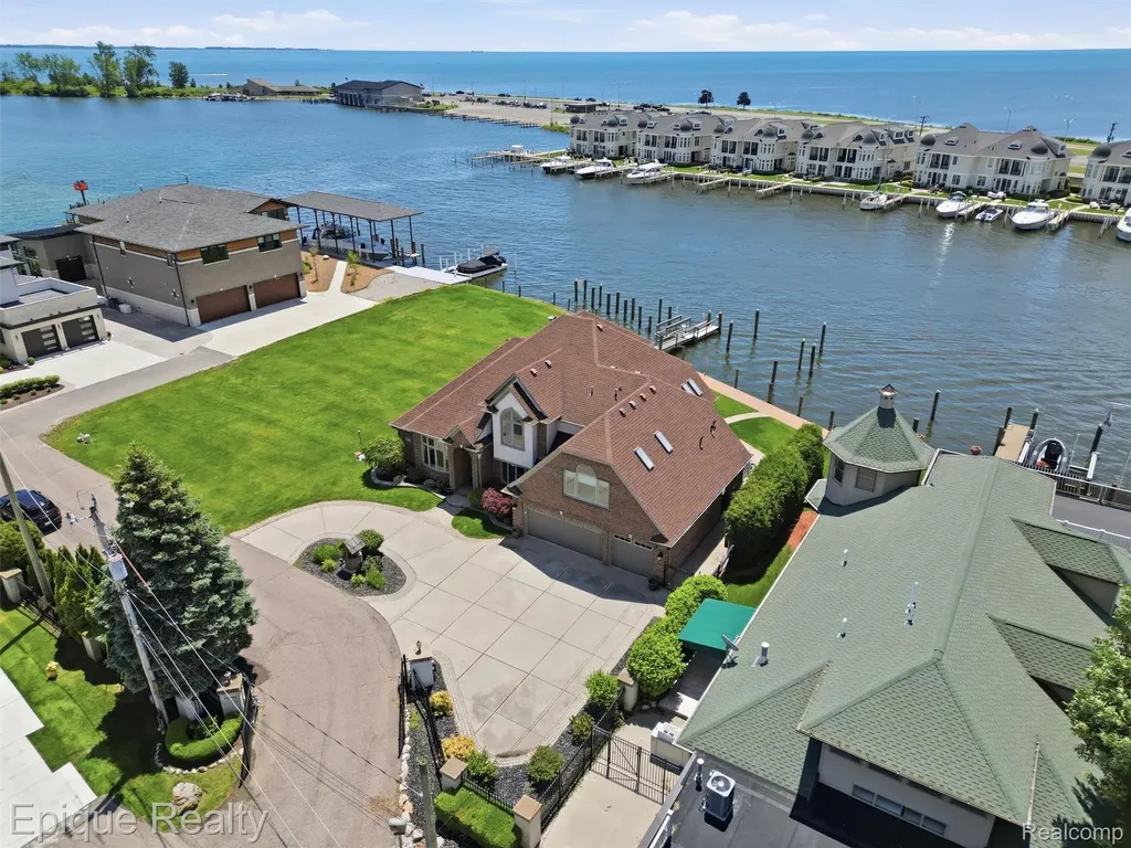 33124 North River Road Harrison Charter Township MI 48045