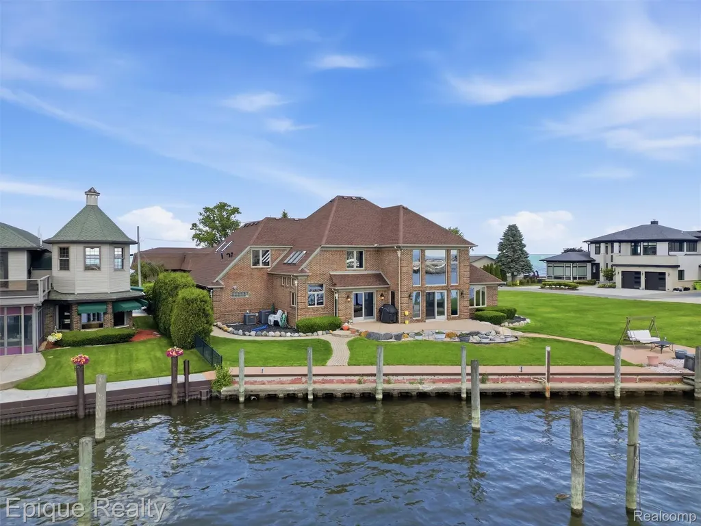 33124 North River Road Harrison Charter Township MI 48045