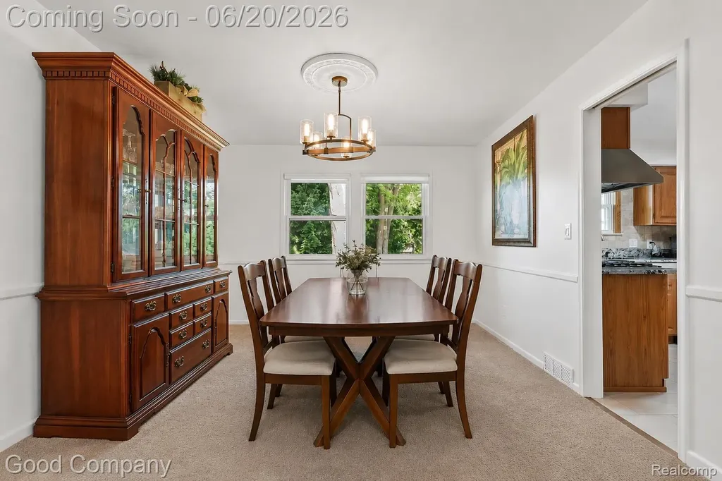 833 Cobblestone Drive Rochester Hills City MI 48309