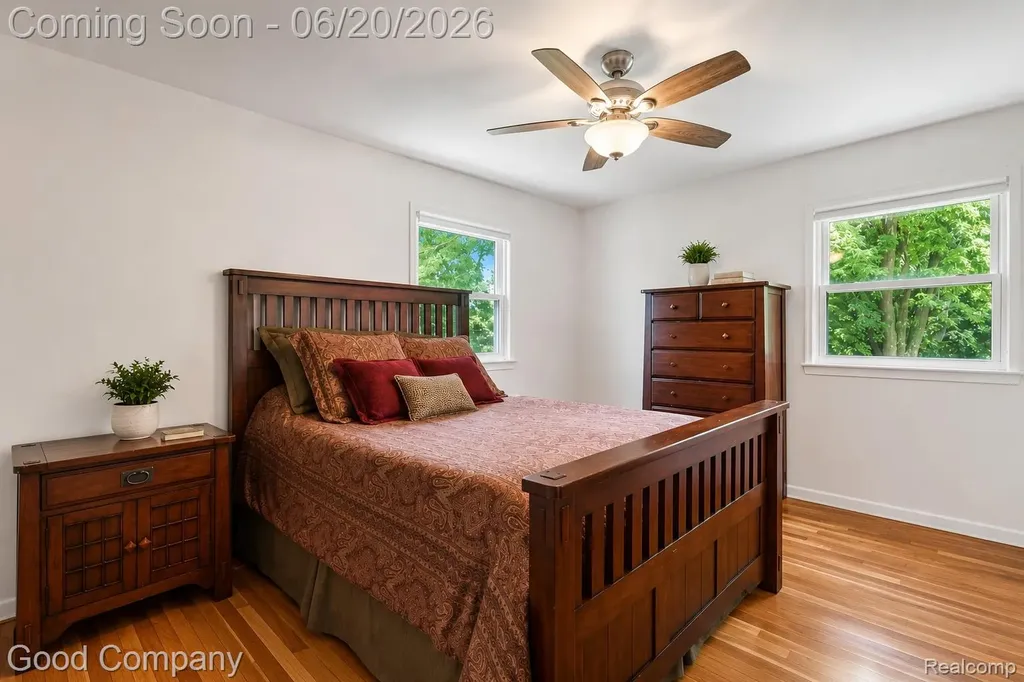 833 Cobblestone Drive Rochester Hills City MI 48309