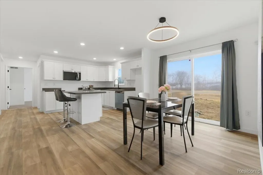 4396 Bridgeport Court Inkster City MI 48141