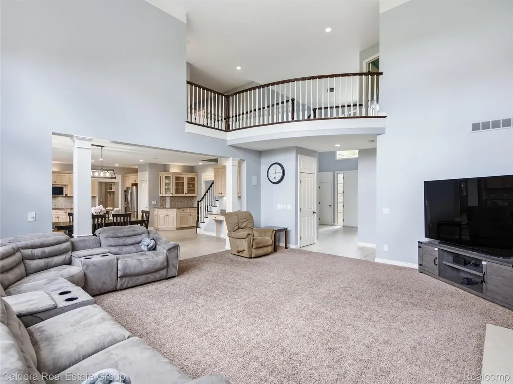 56015 Parkview Drive Shelby Charter Township MI 48316