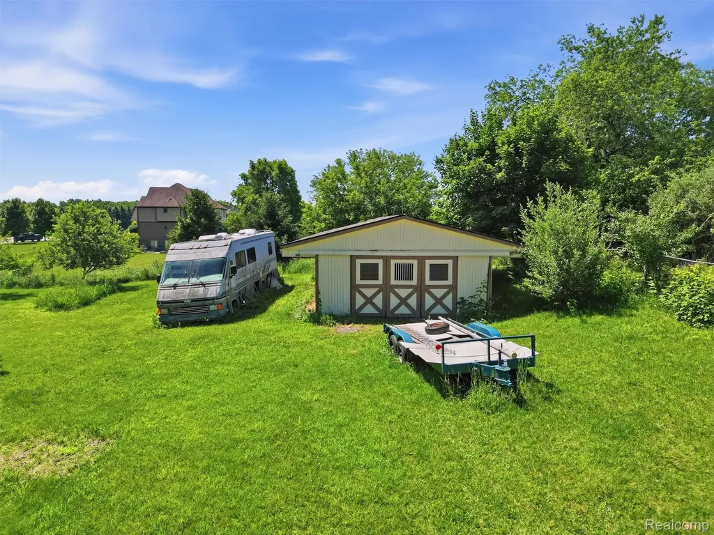 4554 Mystic Hills Circle Brighton Township MI 48380