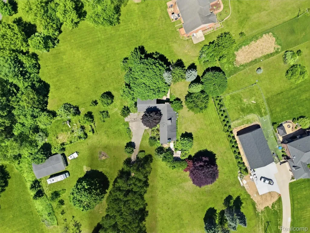 4554 Mystic Hills Circle Brighton Township MI 48380