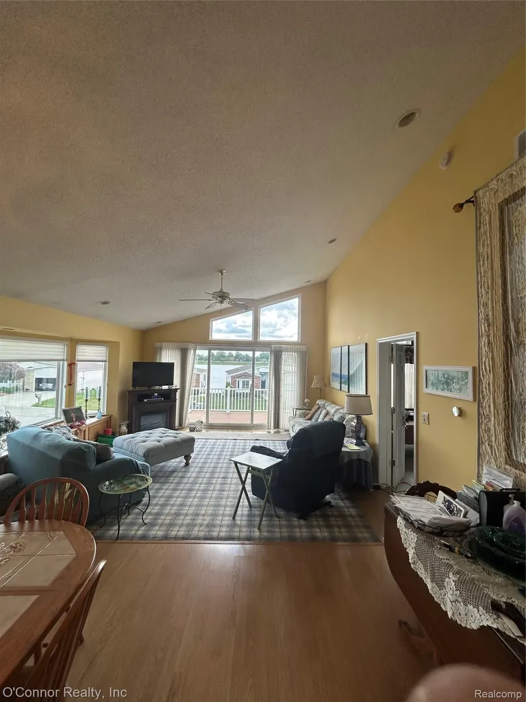 821 Crystal Lane Marysville City MI 48040