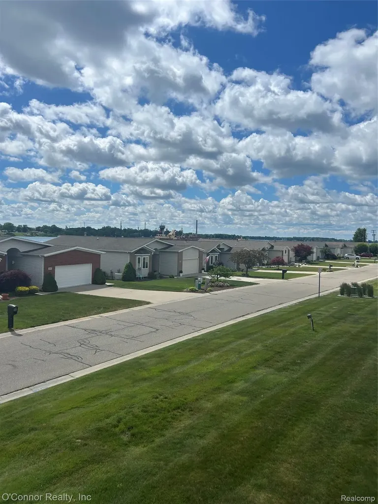 821 Crystal Lane Marysville City MI 48040