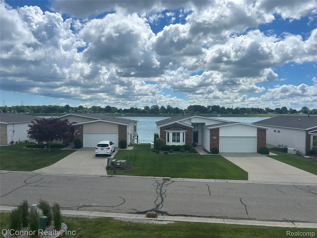 821 Crystal Lane Marysville City MI 48040