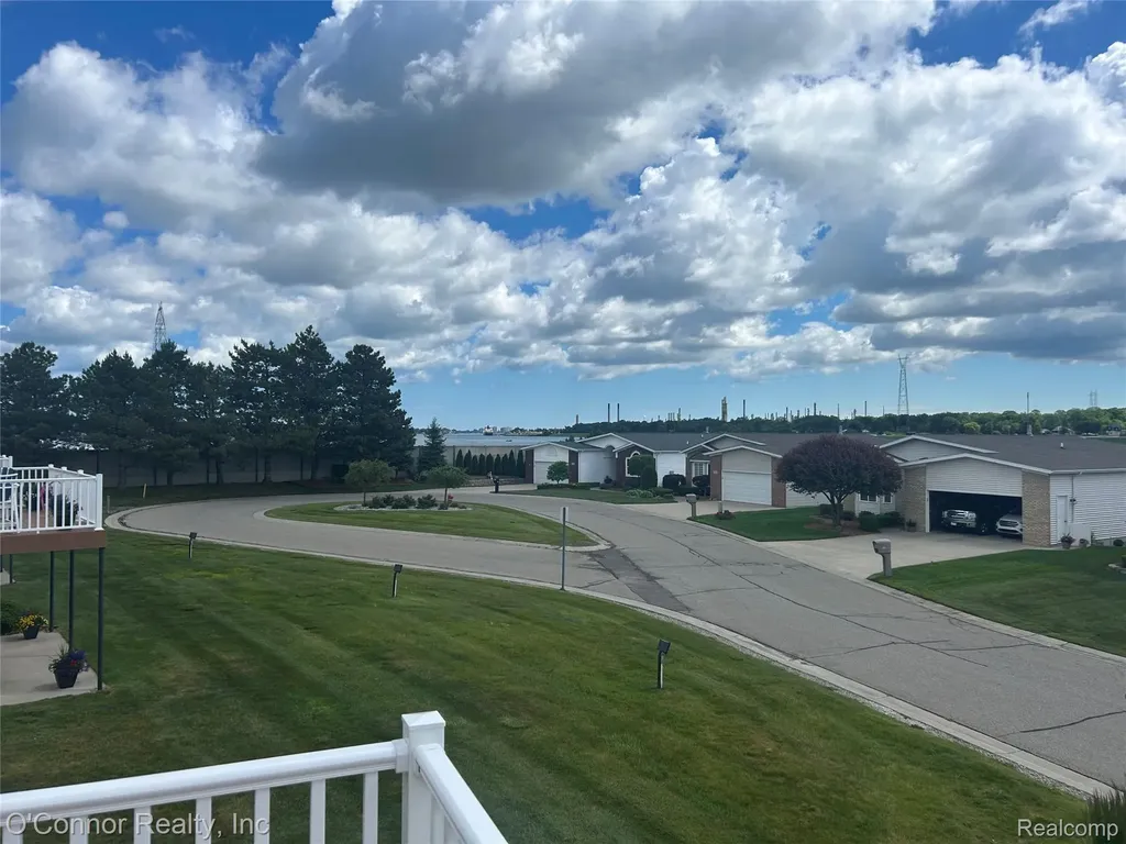 821 Crystal Lane Marysville City MI 48040