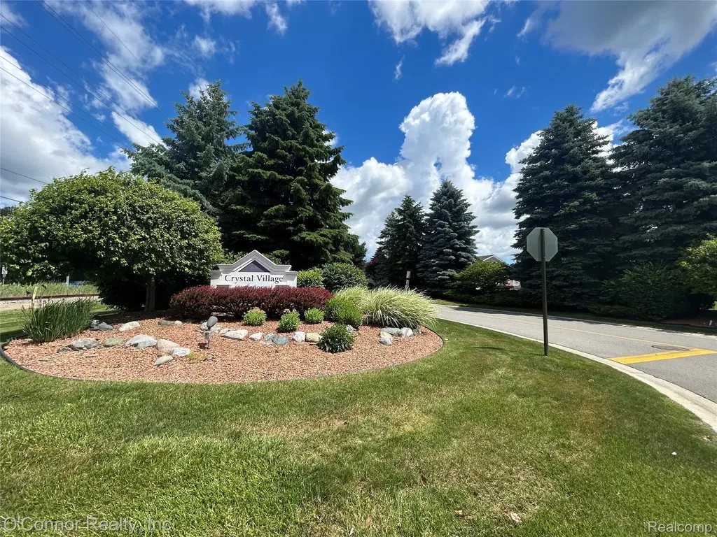 821 Crystal Lane Marysville City MI 48040