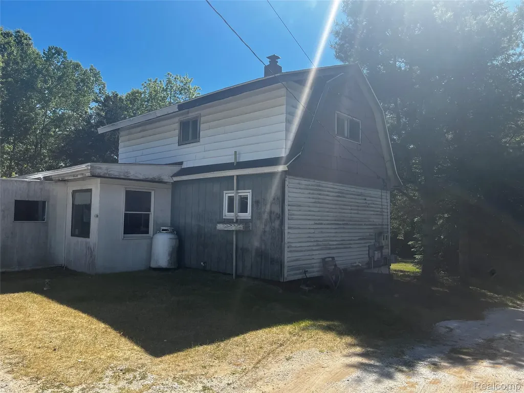 3594 N Lapeer Road Mayfield Township MI 48446