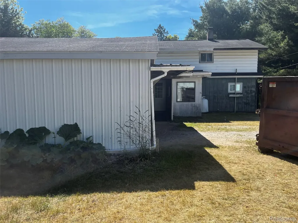 3594 N Lapeer Road Mayfield Township MI 48446