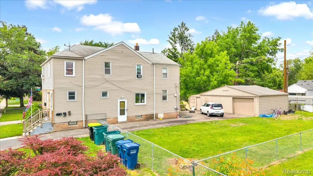 2180 Olive Avenue Lincoln Park City MI 48146
