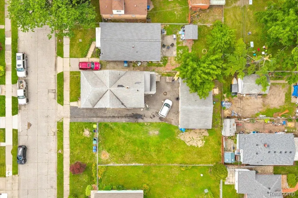 2180 Olive Avenue Lincoln Park City MI 48146