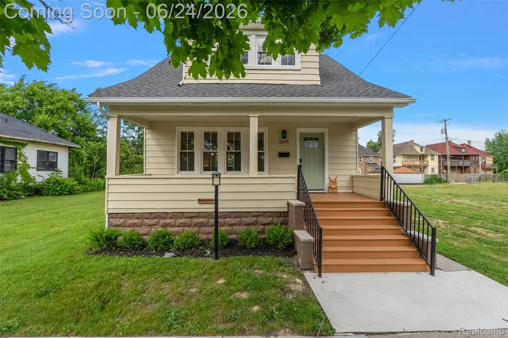 2476 Beals Street Detroit City MI 48214