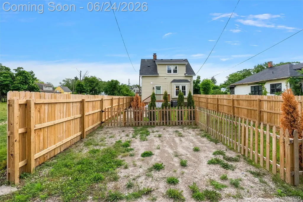 2476 Beals Street Detroit City MI 48214
