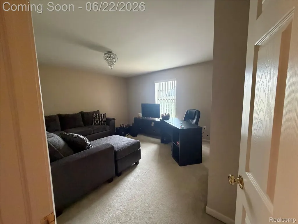 15519 Brookstone Drive Clinton Charter Township MI 48035
