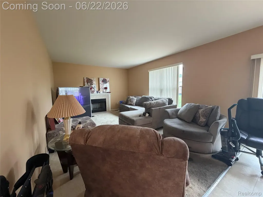 15519 Brookstone Drive Clinton Charter Township MI 48035