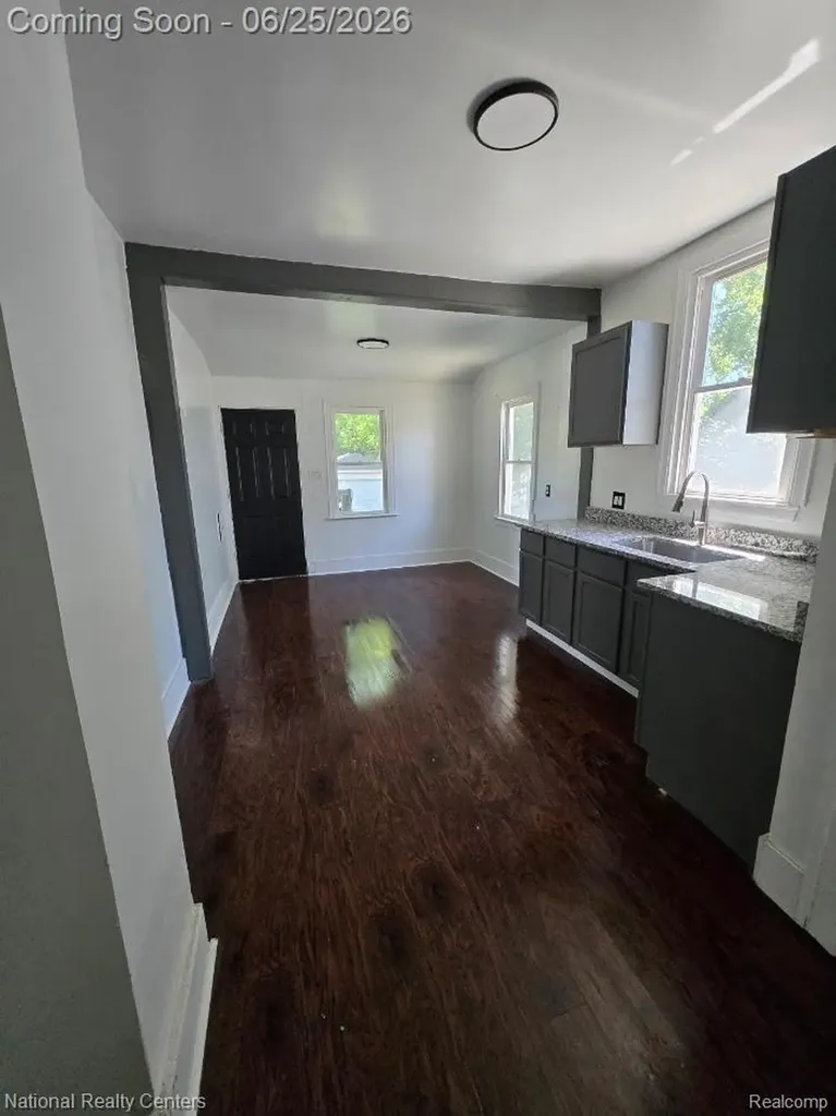 18910 Wormer Street Detroit City MI 48219
