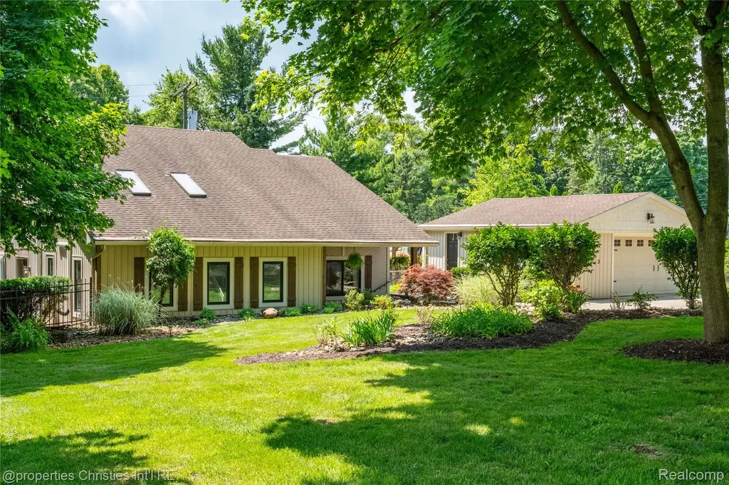 46063 Neeson Street Northville Township MI 48167