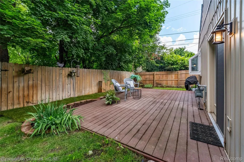 46063 Neeson Street Northville Township MI 48167