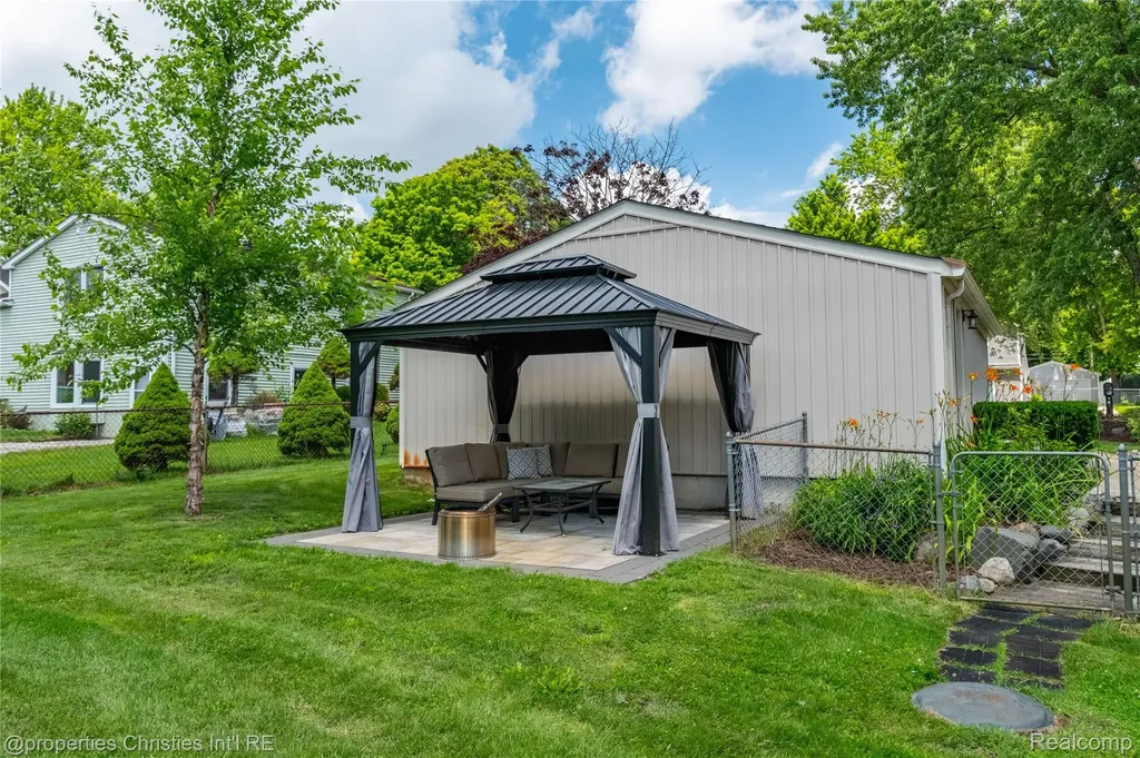 46063 Neeson Street Northville Township MI 48167