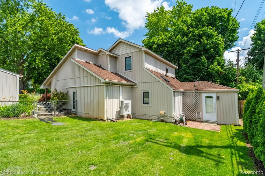 46063 Neeson Street Northville Township MI 48167