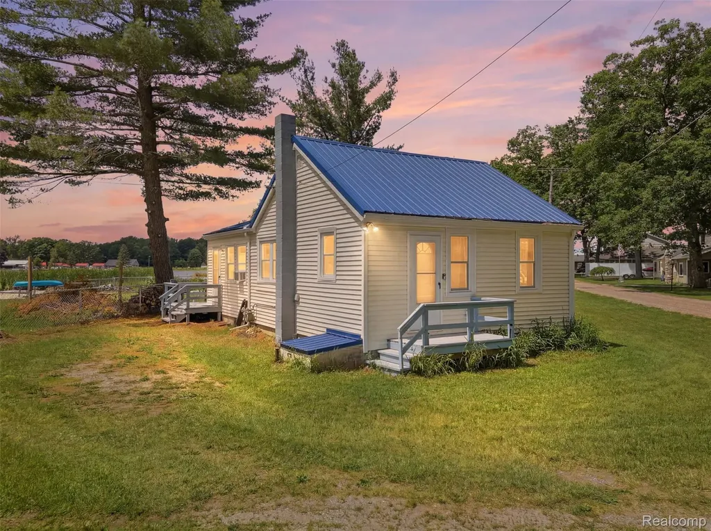 9793 Maple Street Chippewa Township MI 49320