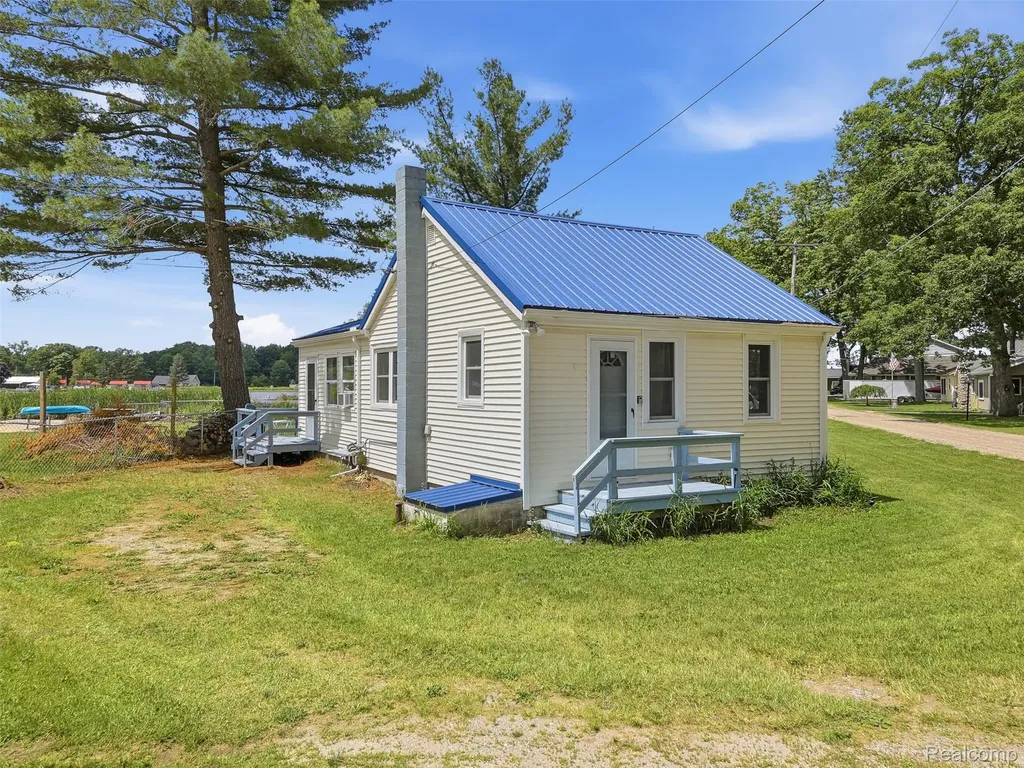 9793 Maple Street Chippewa Township MI 49320