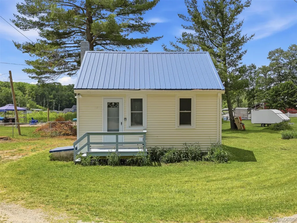 9793 Maple Street Chippewa Township MI 49320