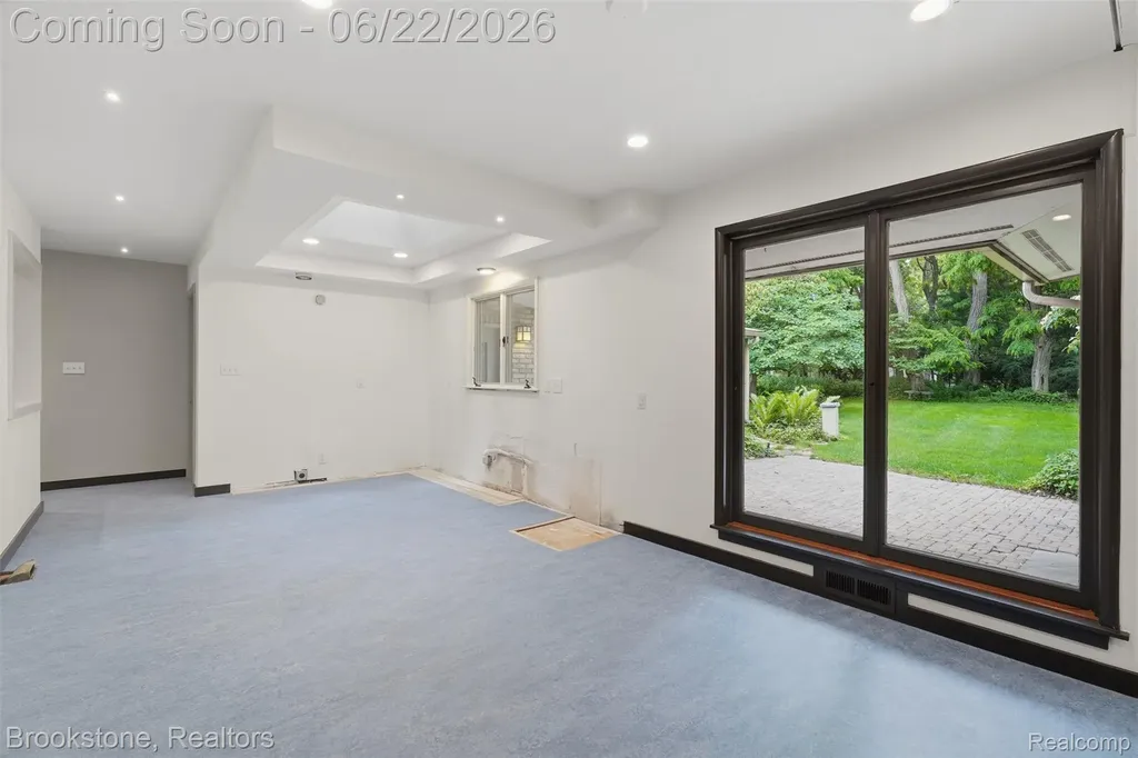 4190 Valley Forge Road Bloomfield Hills City MI 48301